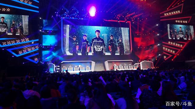 广州TTG官方发博：感谢各位粉丝的一路支持，未来我们也会继续加油