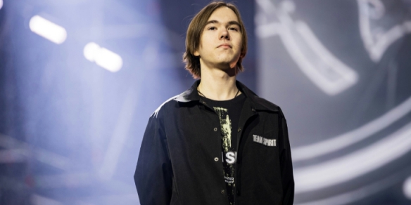 JD Gaming 俱乐部官方：前 Bilibili Gaming 打野 Xun 加入球队成为首发选手！